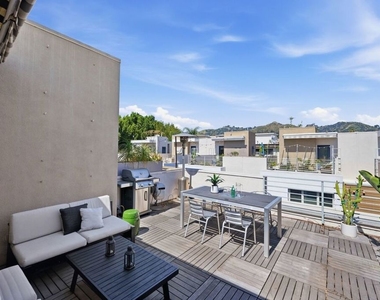 1400 N Fuller Avenue - Photo Thumbnail 43
