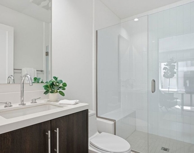 1400 N Fuller Avenue - Photo Thumbnail 54