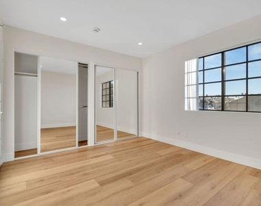 1520 N Vista Street - Photo Thumbnail 24