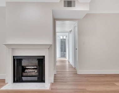 1520 N Vista Street - Photo Thumbnail 14