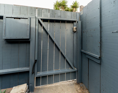 38 29th Avenue - Photo Thumbnail 25