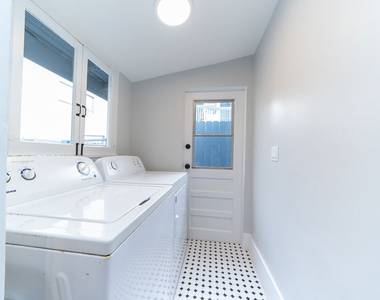 38 29th Avenue - Photo Thumbnail 21