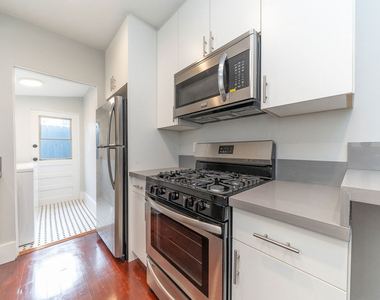 38 29th Avenue - Photo Thumbnail 20