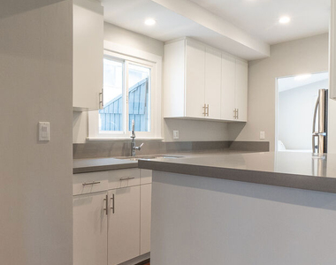 38 29th Avenue - Photo Thumbnail 23
