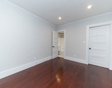 38 29th Avenue - Photo Thumbnail 15