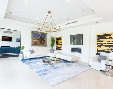 12148 Travis Street - Photo Thumbnail 7