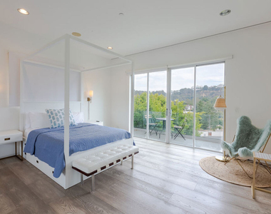 12148 Travis Street - Photo Thumbnail 11