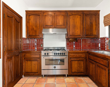 4211 Avenida De La Encinal - Photo Thumbnail 6