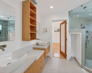 1288 Calle De Sevilla - Photo Thumbnail 17