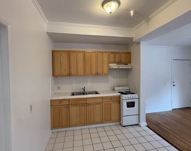 1816 N Gramercy Place - Photo Thumbnail 10