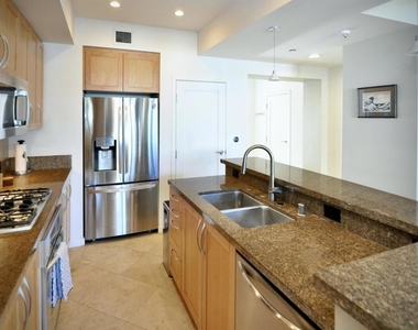 5490 La Jolla Blvd - Photo Thumbnail 13
