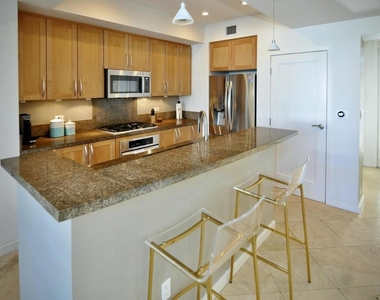 5490 La Jolla Blvd - Photo Thumbnail 12