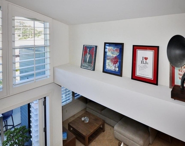 5490 La Jolla Blvd - Photo Thumbnail 17