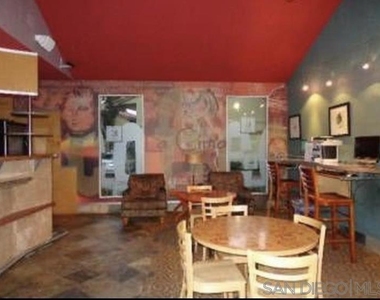 7405 Charmant Drive - Photo Thumbnail 20