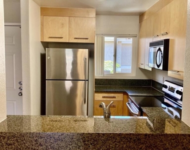 7405 Charmant Drive - Photo Thumbnail 6
