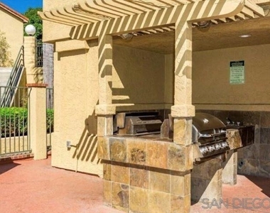 7405 Charmant Drive - Photo Thumbnail 22