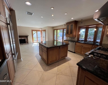 261 Scarborough Street - Photo Thumbnail 11