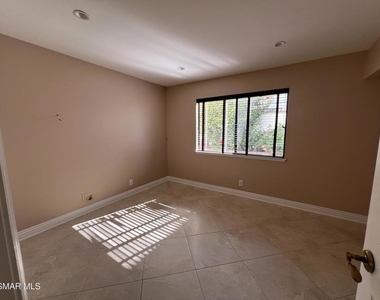 261 Scarborough Street - Photo Thumbnail 17