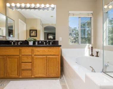 2527 Aurora Lane - Photo Thumbnail 10