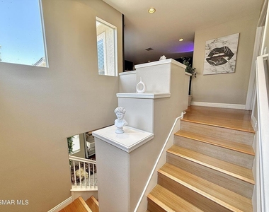 2527 Aurora Lane - Photo Thumbnail 7