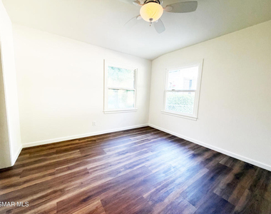 279 Lake Sherwood Drive - Photo Thumbnail 16
