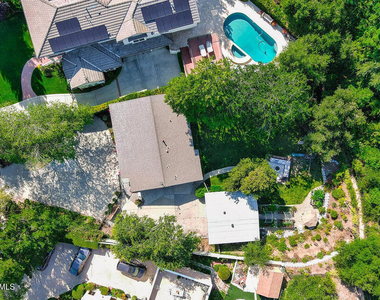 279 Lake Sherwood Drive - Photo Thumbnail 24