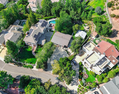 279 Lake Sherwood Drive - Photo Thumbnail 23