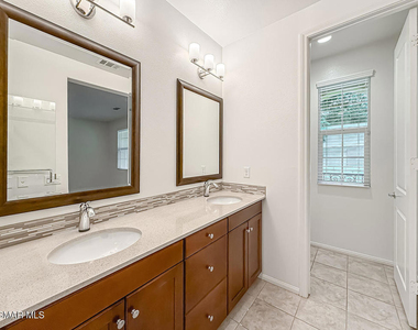 389 Castiano Street - Photo Thumbnail 20