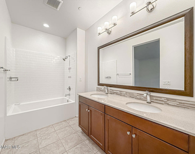 389 Castiano Street - Photo Thumbnail 29