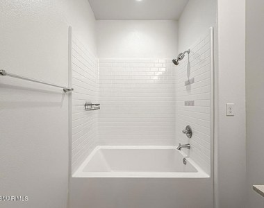 389 Castiano Street - Photo Thumbnail 31