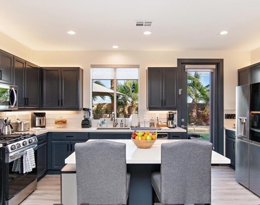 47412 Harbour Lights Lane - Photo Thumbnail 9