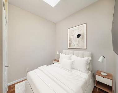 239 Sumpter Street - Photo Thumbnail 3