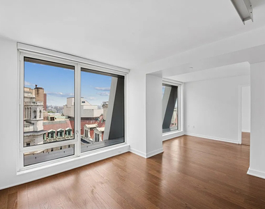 W 113th St and Amsterdam Ave - Photo Thumbnail 7