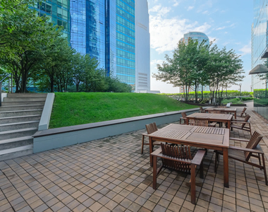 70 Greene Street - Photo Thumbnail 5