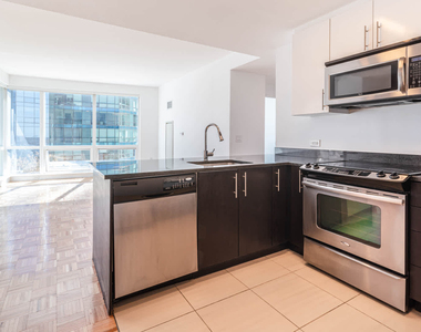 70 Greene Street - Photo Thumbnail 14