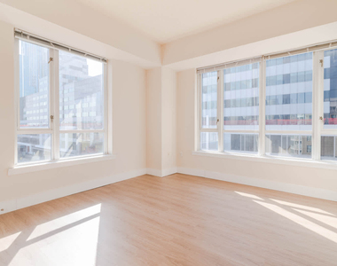 1 Harborside Place - Photo Thumbnail 30