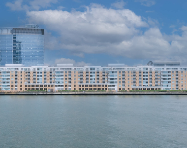 1 Harborside Place - Photo Thumbnail 1
