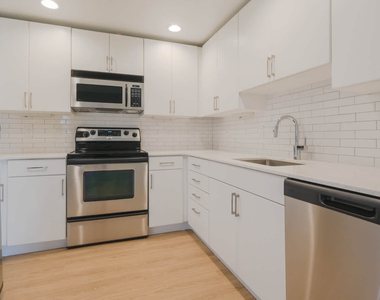 1 Harborside Place - Photo Thumbnail 52