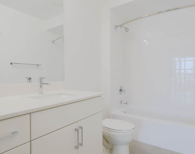 1 Harborside Place - Photo Thumbnail 51