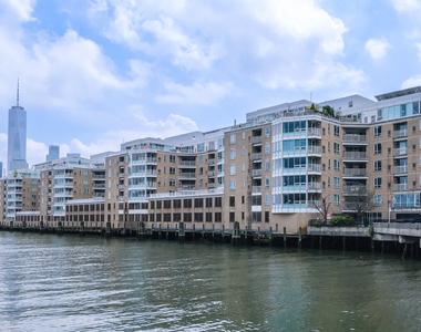 1 Harborside Place - Photo Thumbnail 3
