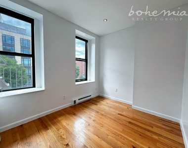 Columbus Avenue - Photo Thumbnail 1