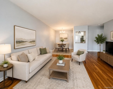 274 Hooker Avenue - Photo Thumbnail 1