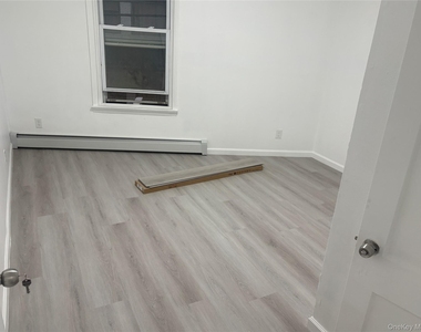 130 Wickham Avenue - Photo Thumbnail 4