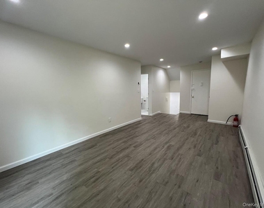 4832 59th Street - Photo Thumbnail 7