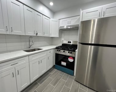 4832 59th Street - Photo Thumbnail 2