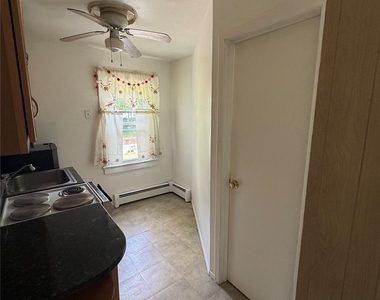 15 Ingersoll Street - Photo Thumbnail 12
