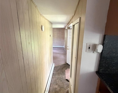 15 Ingersoll Street - Photo Thumbnail 10