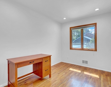 19 Edi Avenue - Photo Thumbnail 18