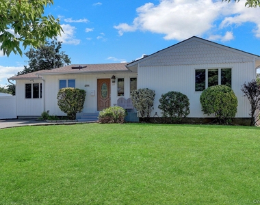 19 Edi Avenue - Photo Thumbnail 2