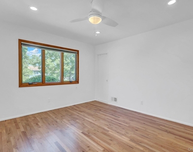 19 Edi Avenue - Photo Thumbnail 16